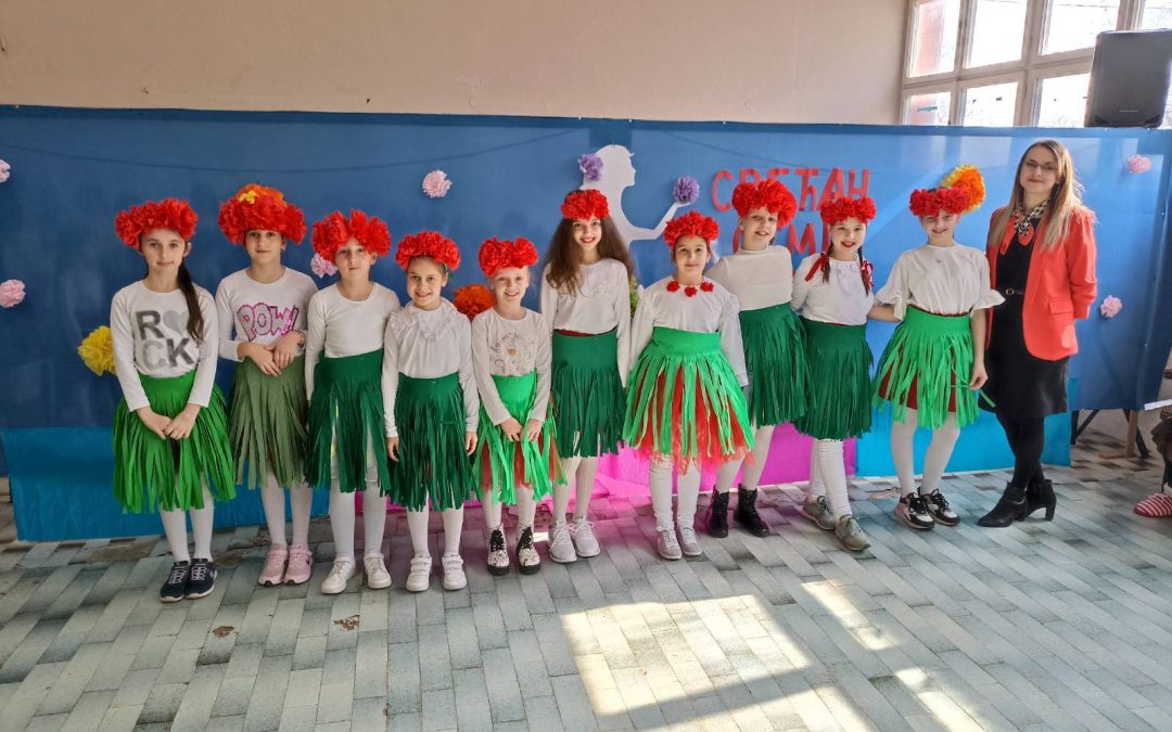 Осмомартовска приредба у Гомјеници