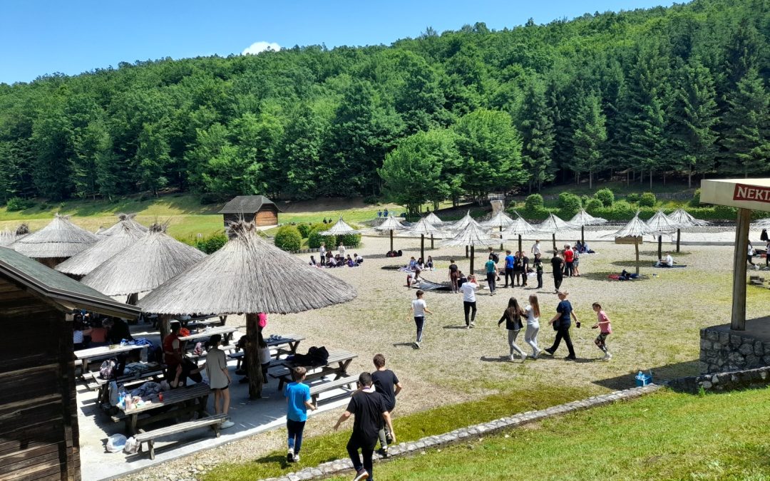 Излет деветог и шестог разреда