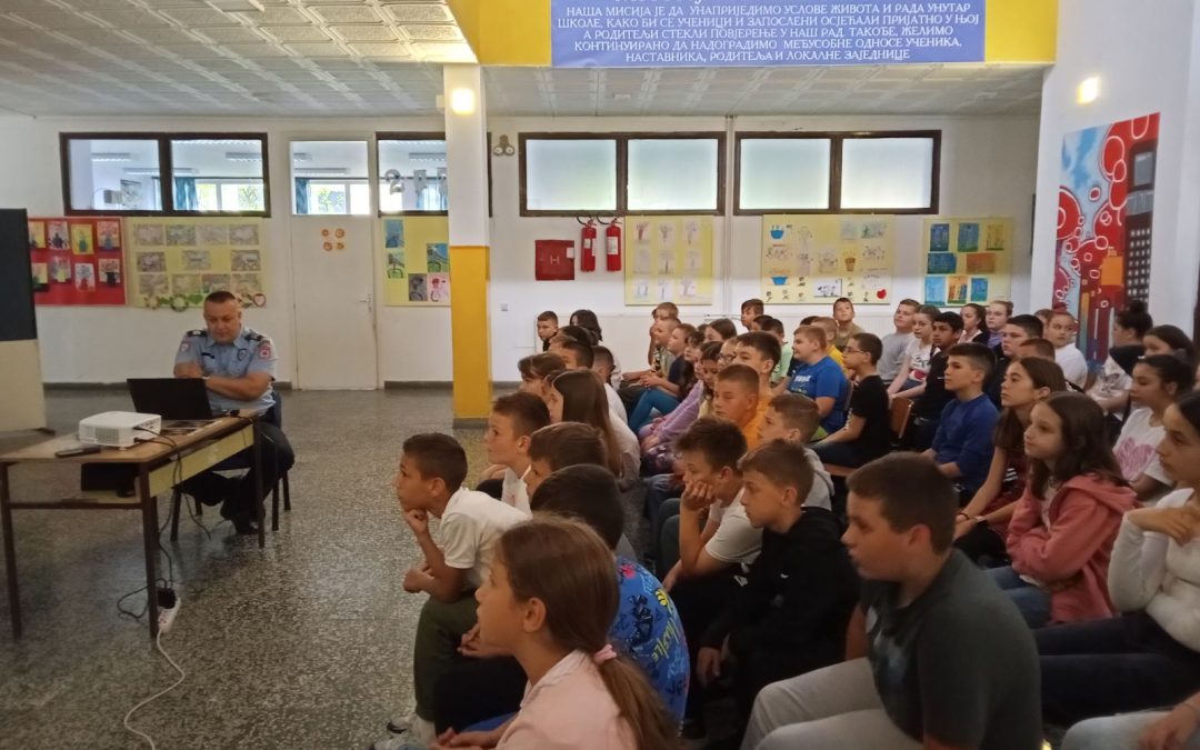 „Оружје не штити, оружје убија“