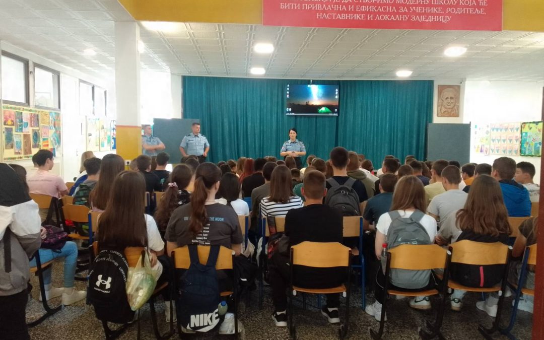 „Оружје не штити, оружје убија“