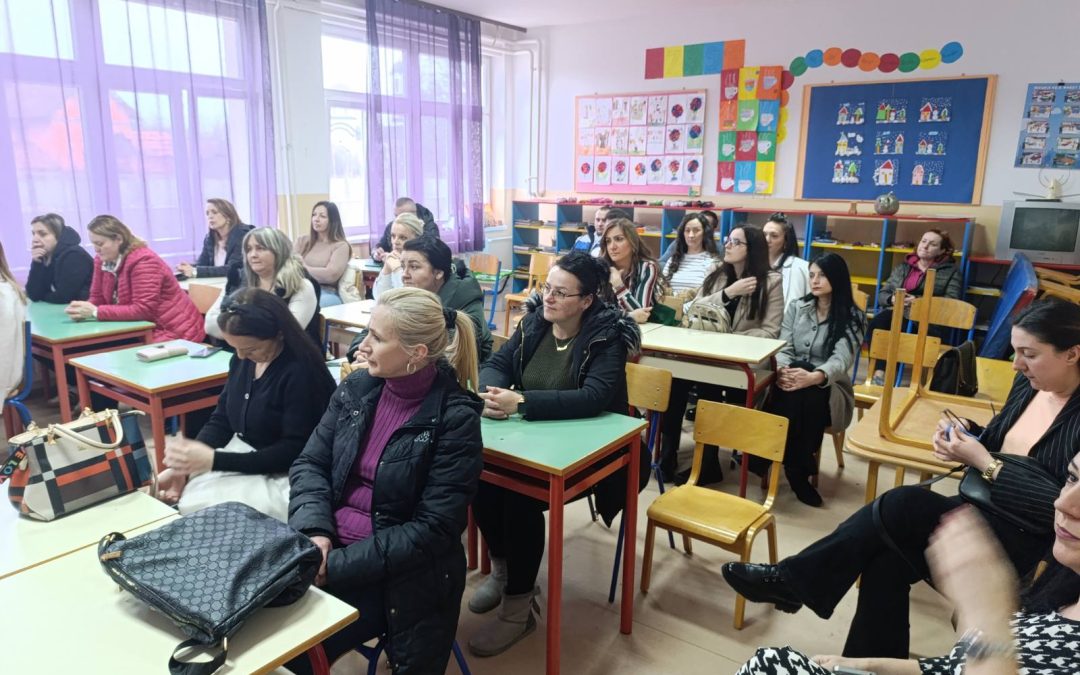 „Како развијати емпатију код дјеце“                                                   –   предавање за родитеље