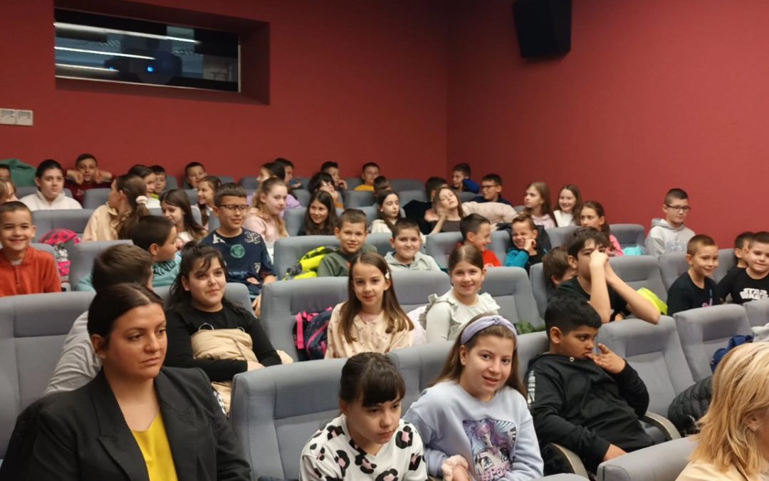 Филмска чаролија у Кину Козара