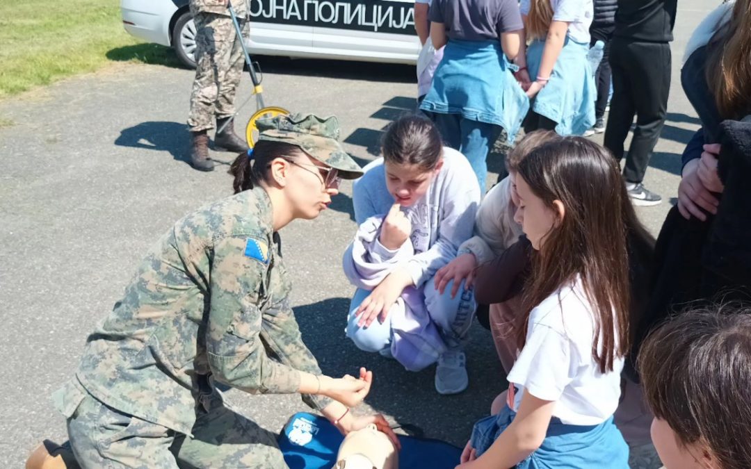 Дан отворених врата у Касарни „Жарко Згоњанин“