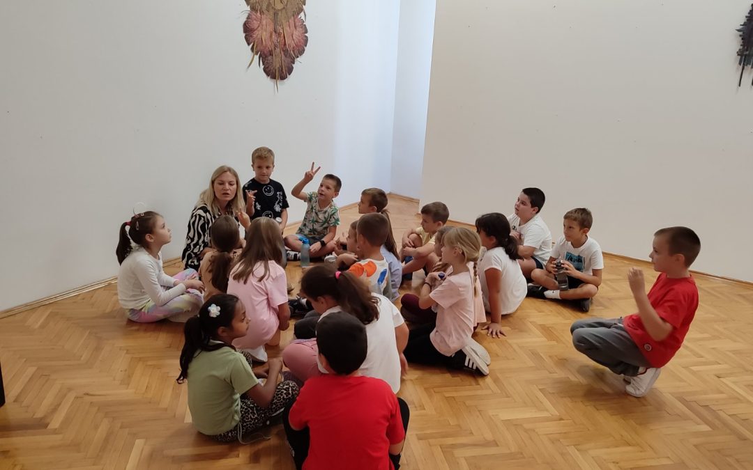 Сарадња са локалном заједницом – Посјета Музеју Козара