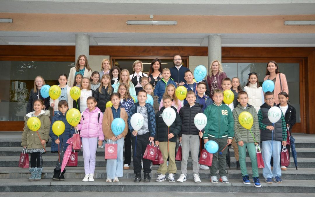 Наши ученици у гостима код градоначелника