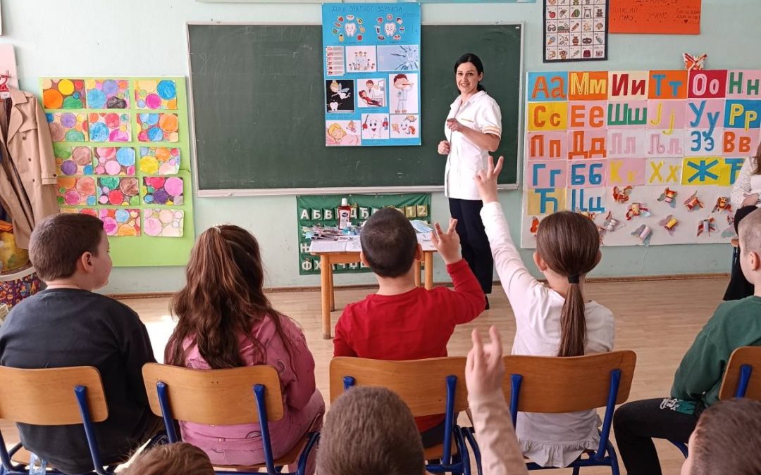 Свјетски дан оралног здравља у знаку здравих навика